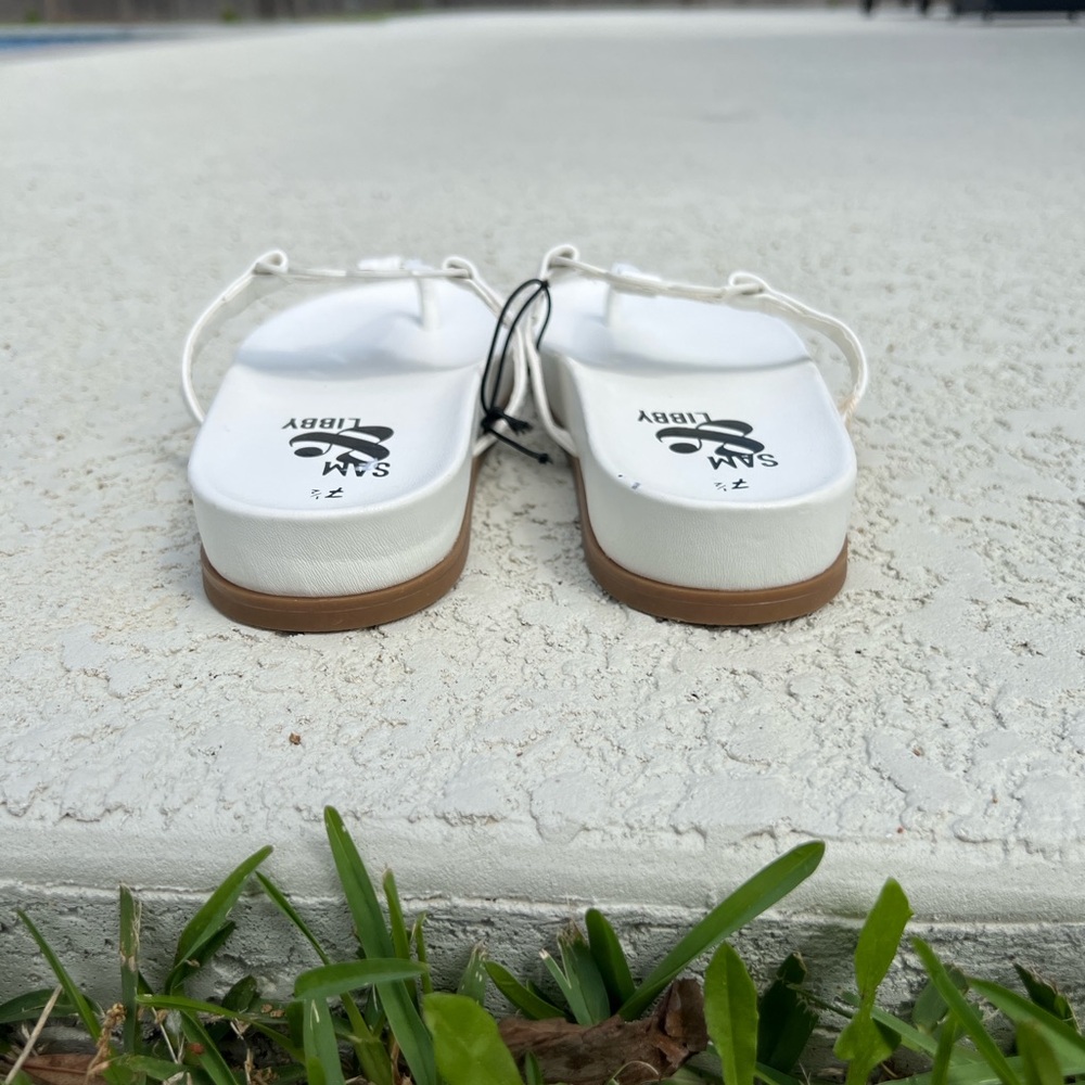 Sam & Libby White Floral Cutout  Sandals - Picture 4 of 5